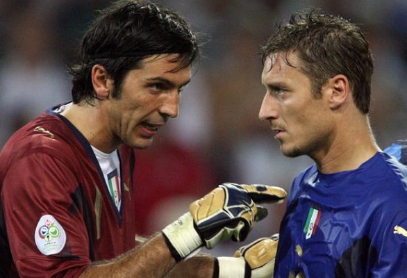 Francesco Totti, 20 anni in Serie A, Gianluigi Buffon: &#8220;Che traguardo!&#8221;