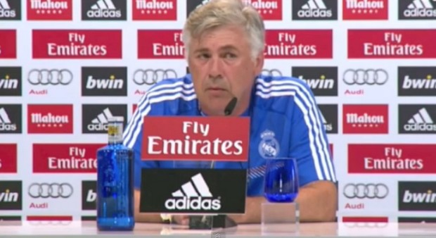 Real Madrid: Ancelotti impacciato con l&#8217;inglese in conferenza stampa | video
