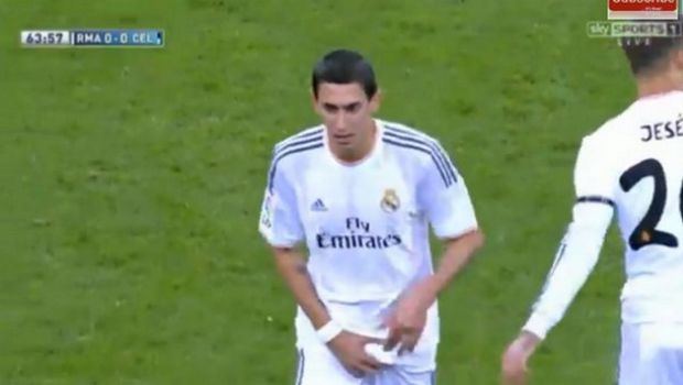 Real Madrid, gestaccio di Di Maria contro i tifosi? (VIDEO)