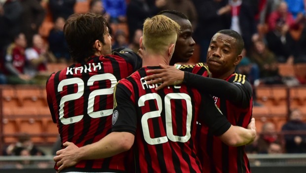 Milan &#8211; Livorno 3-0 | Highlights Serie A | Video gol (Balotelli, Taarabt, Pazzini)