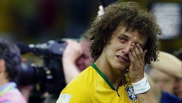 Brasile-Germania 1-7 | Le lacrime di David Luiz (Video e Foto). Scolari: &#8220;Colpa mia&#8221;