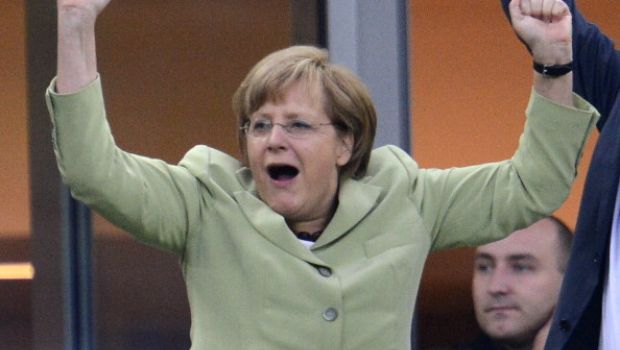 Germania-Argentina: Merkel per niente scaramantica &#8220;Scommetto su vittoria&#8221;