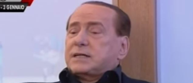 Berlusconi show a Milanello: &#8220;Per il Milan hip hip hurrà!” &#8211; Video