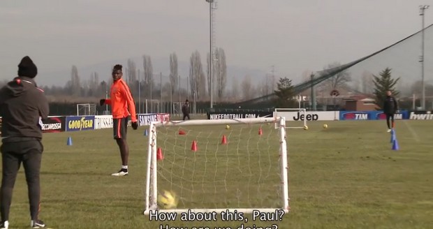 Juventus, shot challenge: Allegri sfida Pogba [Video]