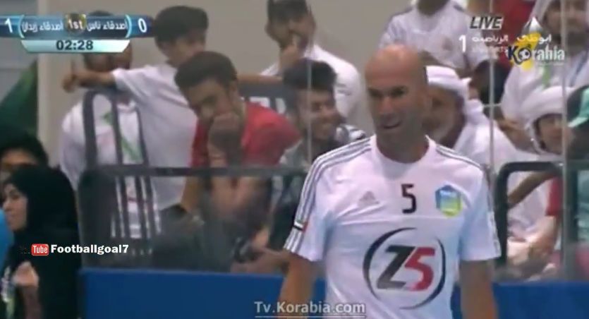 Zidane: gol e grandi giocate a Dubai (Video)