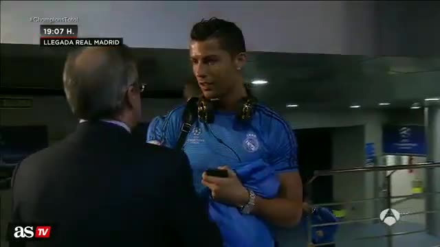 Ronaldo-Perez, siparietto: &#8220;Dobbiamo parlare&#8221; (Video)