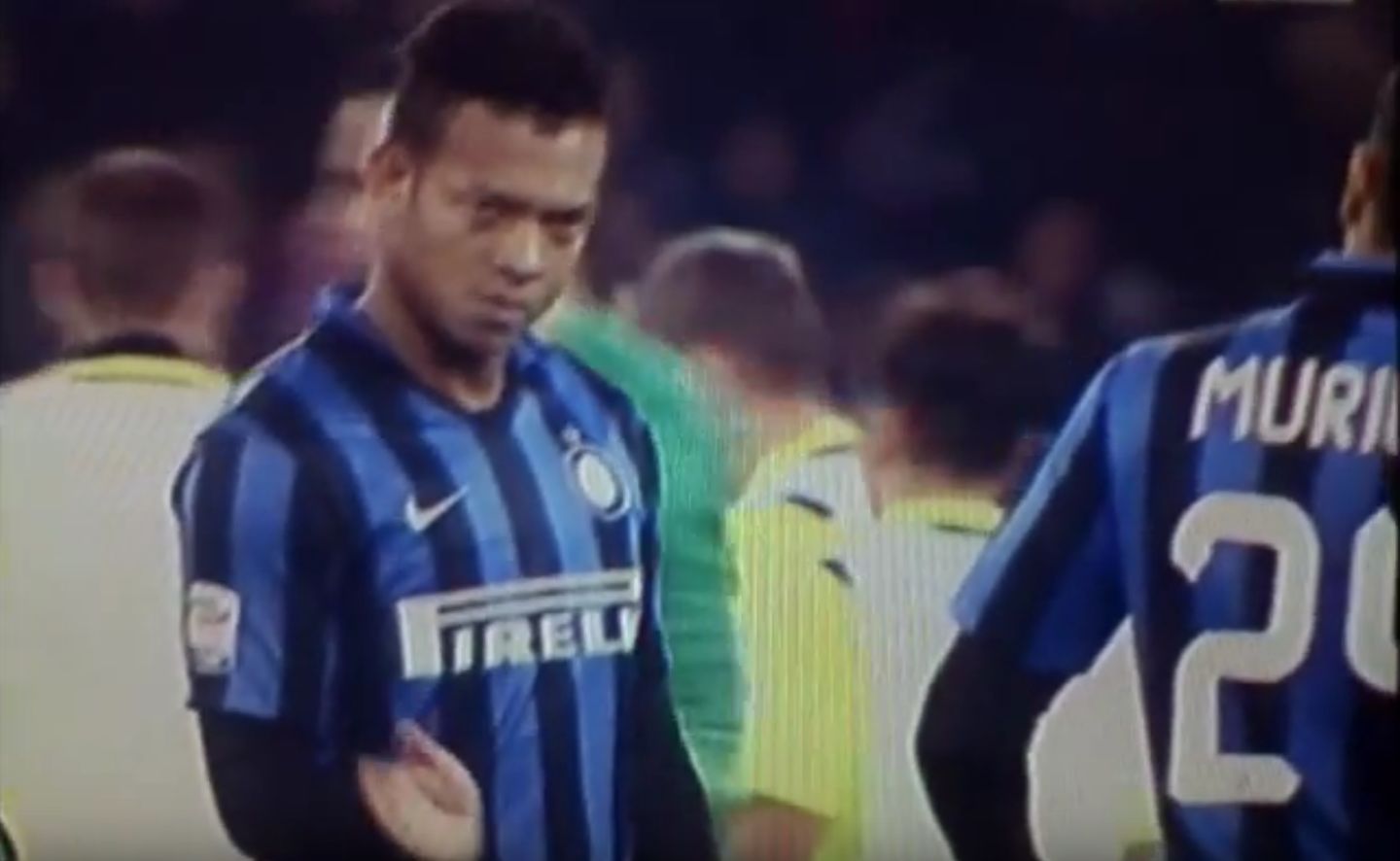 Napoli-Inter: Guarin dice a Murillo di menare (Video)