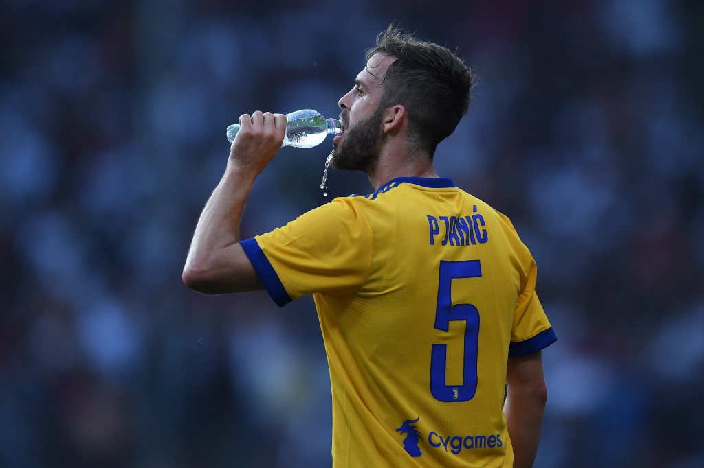 Juventus: stiramento per Pjanic