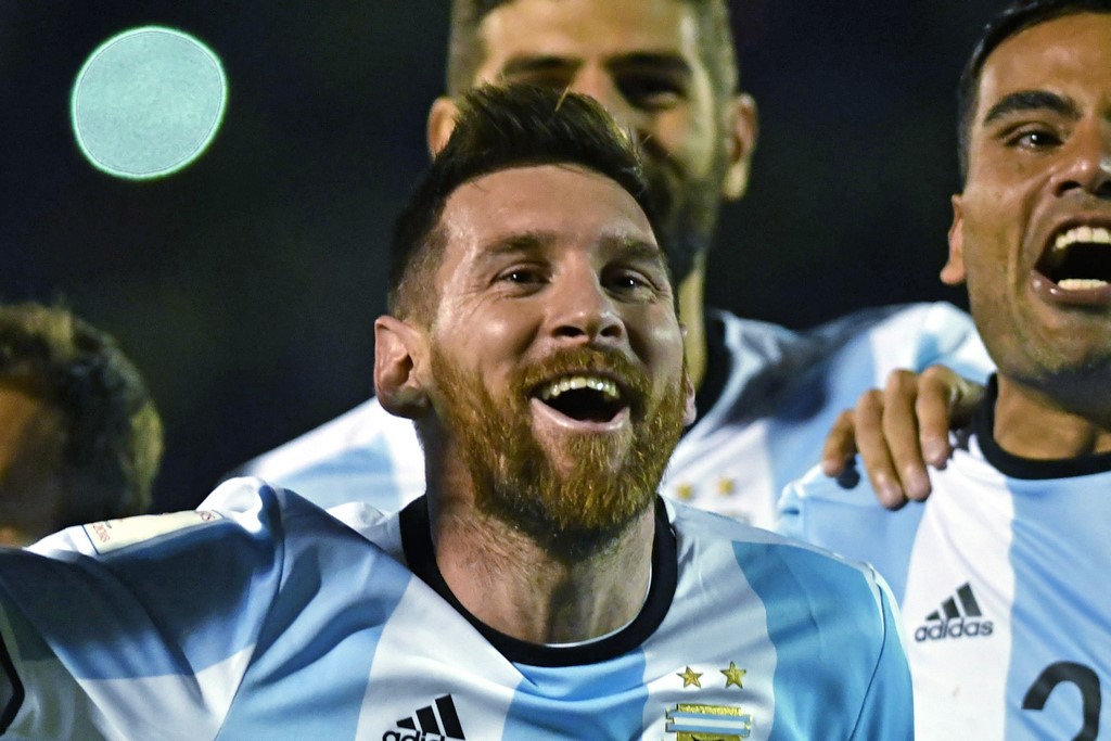Argentina ai Mondiali: tripletta di Messi in Ecuador [VIDEO]
