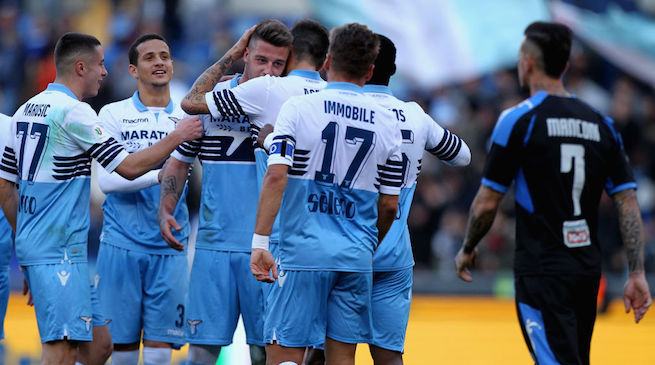 Lazio-Novara 4-0: la punizione perfetta di Milinkovic-Savic