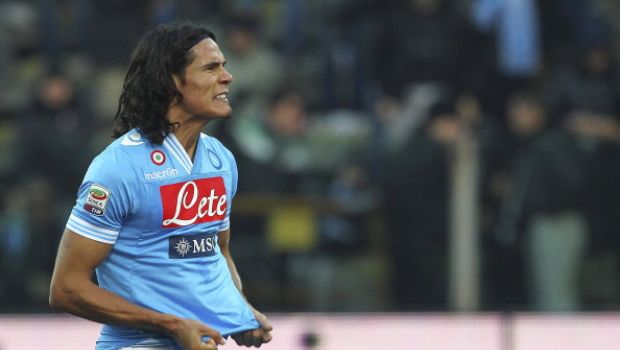 Calciomercato, Cavani: &#8220;Real e City? Penso solo al Napoli&#8221;