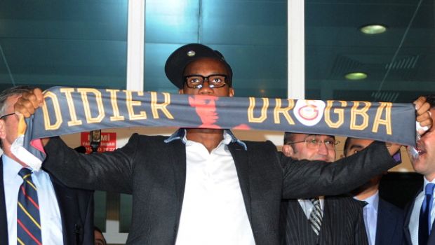 Drogba arriva a Istanbul e promette: &#8220;Voglio vincere la Champions col Galatasaray&#8221;