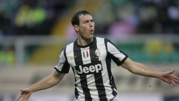 La Juve mette la freccia a destra, Lichtsteiner sorpassa Asamoah