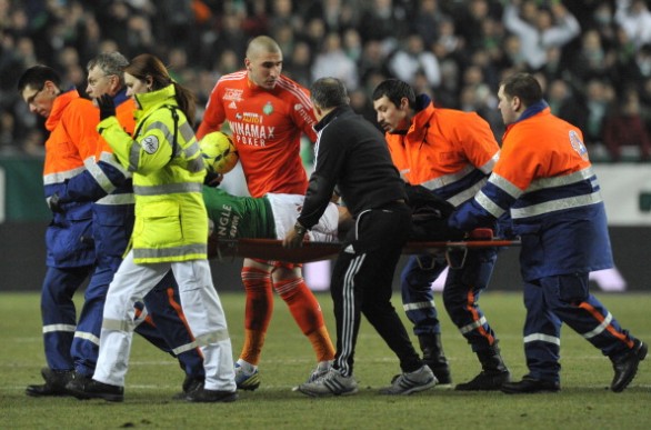 Ligue 1 | Fallo violentissimo su Clément del Saint Etienne | Video (immagini sconsigliate ad un pubblico sensibile)