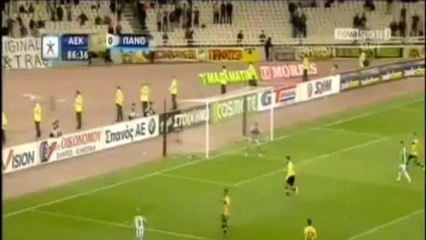 Invasero il campo per picchiare i giocatori: Aek Atene retrocesso | Video