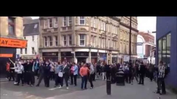 Violenza in Inghilterra | Dopo quelli del Millwall anche i tifosi del Newcastle scatenati | Video