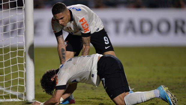 Clamoroso errore di Pato a porta vuota contro il Boca Juniors (Video)