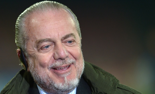 Napoli, Aurelio De Laurentiis show: ultimatum a Mazzarri e attacco alla Juventus (video)