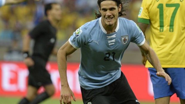 Edinson Cavani: il Paris Saint Germain pronto a pagare la clausola