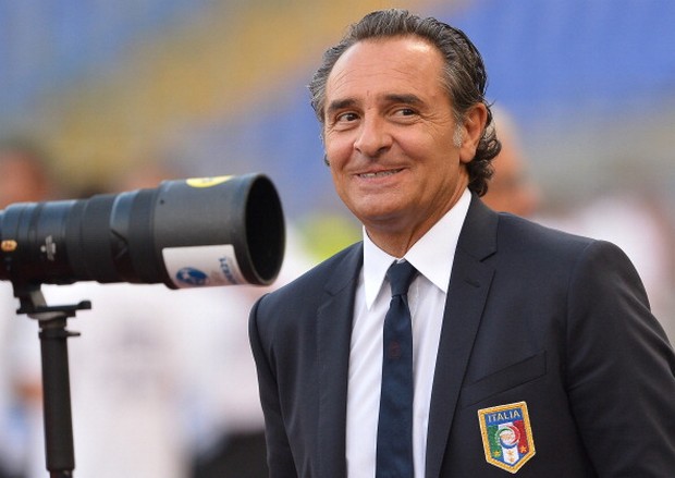 Nazionale, Cesare Prandelli: &#8220;Tutti devono pensare al Mondiale. Totti, Del Piero, anche Cassano&#8230;&#8221;