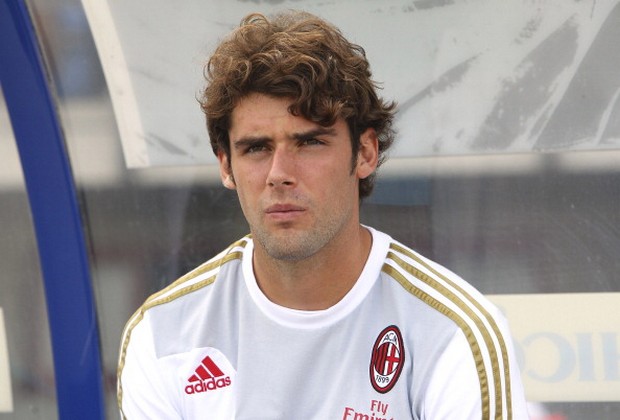 Milan, Andrea Poli: &#8220;Kakà è un giocatore straordinario. Io terzino? Nessun problema&#8221;