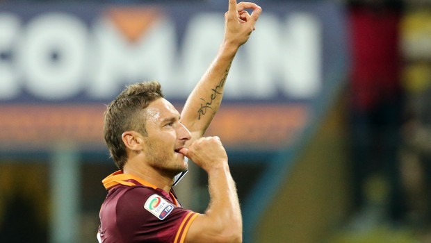 Calciomercato Roma: Totti rinnova fino al 2016