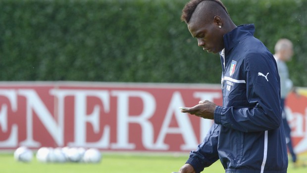 Il solito Balotelli: vuole fuggire da Coverciano, Prandelli lo blocca