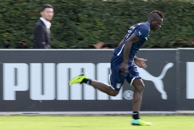 Nazionale, Mario Balotelli salterà la partita con la Danimarca