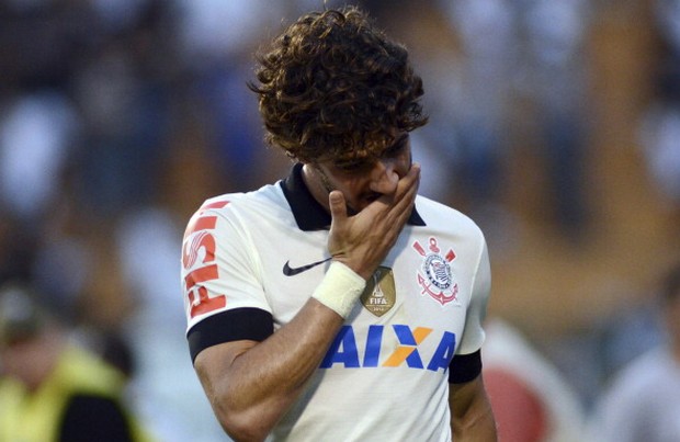 Corinthians &#8211; Gremio, Dida para il disastroso &#8220;cucchiaio&#8221; di Pato (video)