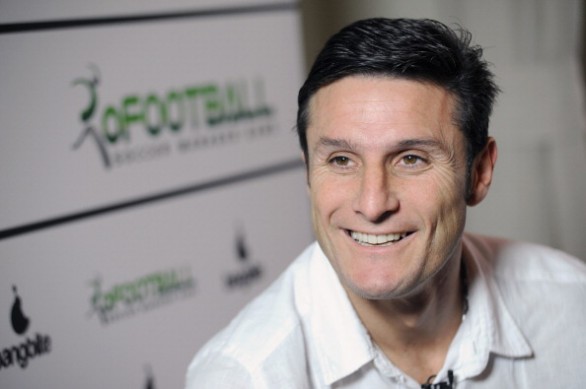 Inter, Zanetti presenta la sua autobiografia e svela: “Rientro prima del previsto”