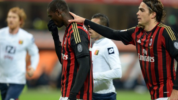 Milan assediato dai tifosi, Balotelli su Twitter spiega il suo &#8220;This is the end&#8221;