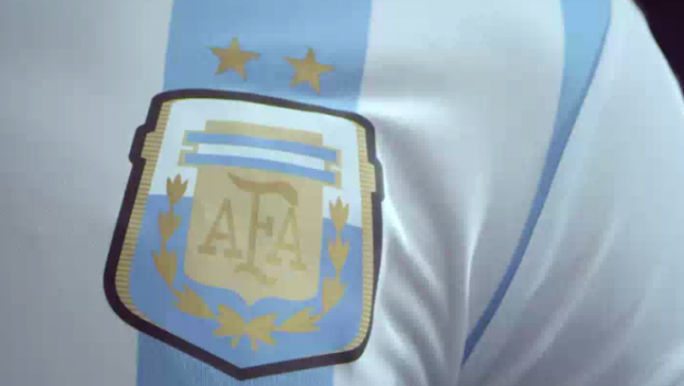 La nuova maglia Adidas dell&#8217;Argentina per il mondiale in Brasile | Foto
