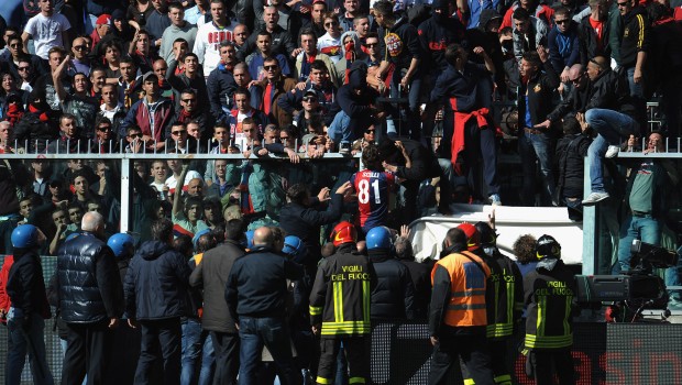 Fermarono Genoa &#8211; Siena nel 2012: condannati quattro ultras rossoblu