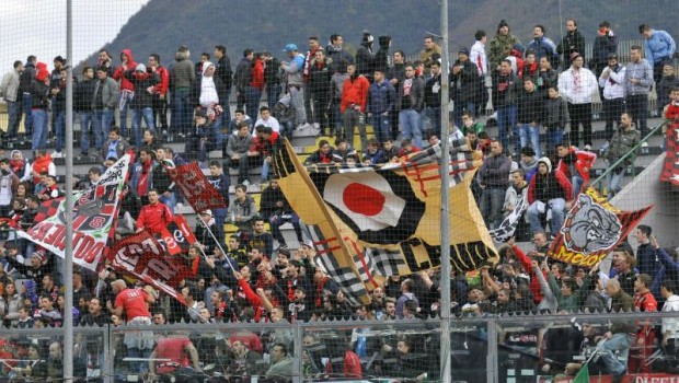 Salernitana &#8211; Nocerina: 30 ultras identificati, 20 Daspo