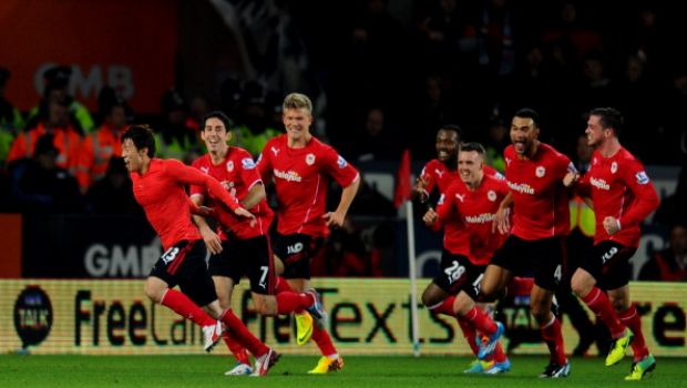 Cardiff City &#8211; Manchester United 2-2 | Highlights Premier League | Video gol (Rooney, Evra, Campbell, Kim)