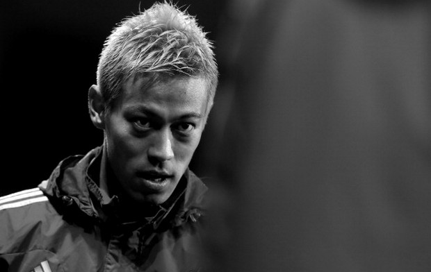 Milan, Keisuke Honda è rossonero: finalmente è ufficiale