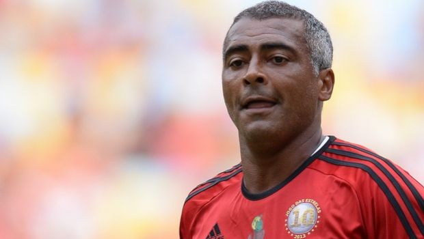 Brasile 2014, Romario contro Ronaldo: &#8220;Avevi promesso biglietti gratis per disabili, ma non ci sono&#8221;