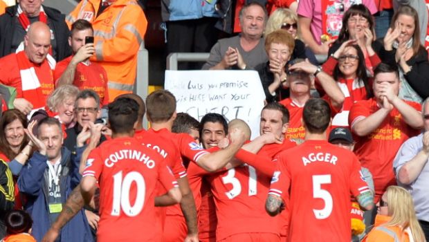 Liverpool – Tottenham 4-0 | Highlights Premier League | Video gol (autogol Kaboul, Suarez, Coutinho, Henderson)