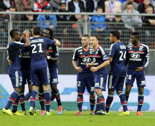 Valenciennes &#8211; Lione 1-2 | Highlights Ligue 1 | Video gol (Gomis, Waris, Ferri)