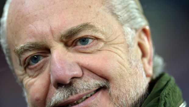 Napoli, De Laurentiis si scusa con il tifoso aggredito: &#8220;Sono stato irruento&#8221;