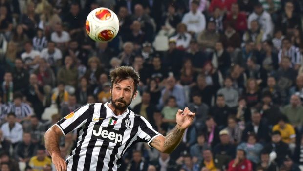 Vucinic via dalla Juve per pochi euro, tre squadre in corsa