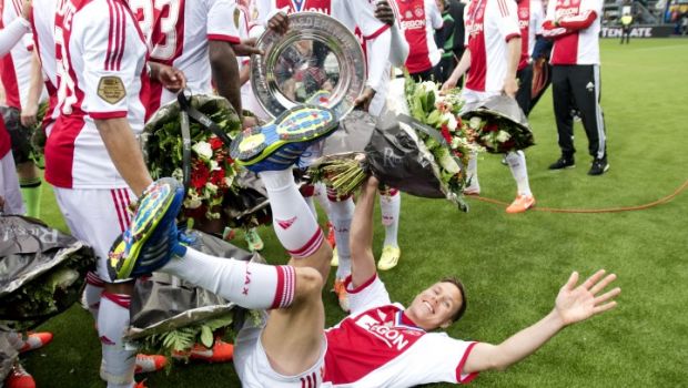 Ajax campione d’Olanda: i lancieri vincono il 33esimo titolo