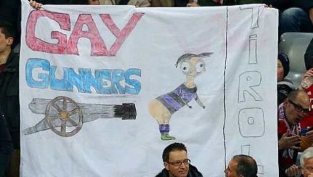 Striscione contro i gay: il Bayern Monaco chiede i danni a quattro tifosi italiani