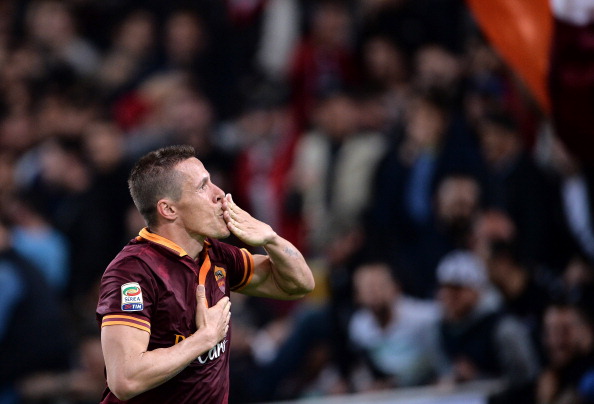 Roma – Parma 4-2 | Highlights Serie A | Video gol (Gervinho, Acquah, Totti, Pjanic, Taddei, Biabiany)