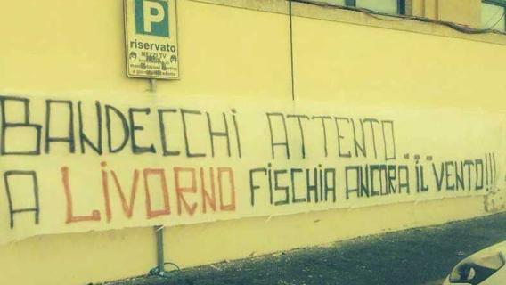 Livorno | Tifosi contro il “destrorso” Bandecchi: “Stai attento”