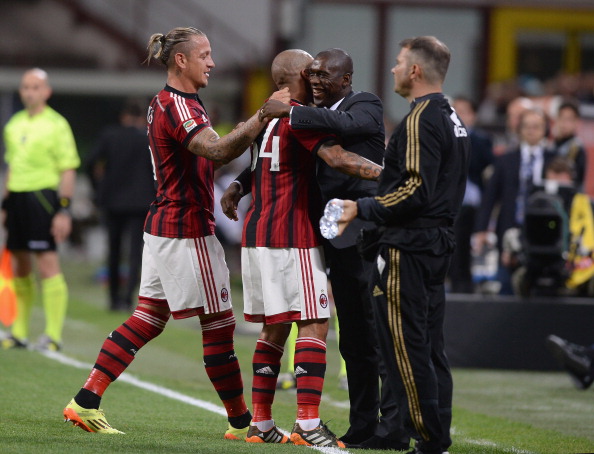 Milan &#8211; Sassuolo 2-1 | Highlights Serie A | Video gol (Muntari, De Jong, Zaza rigore)
