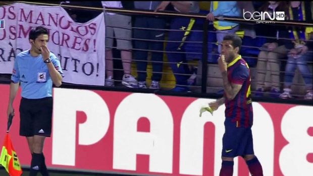 Dani Alves, appello al Villareal: &#8220;Ridate il lavoro al lanciatore della banana&#8221;