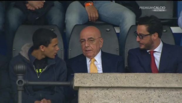 Galliani, labiale su Seedorf: “Fuori Taarabt? È matto” [Video]