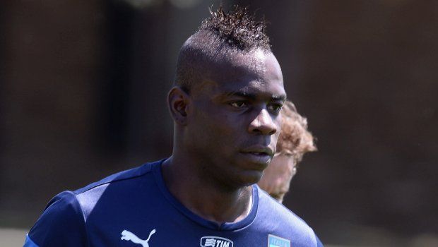 Balotelli &#8220;negro di m&#8230;.&#8221; a Coverciano: &#8220;Solo a Roma e a Firenze succedono queste cose&#8221;