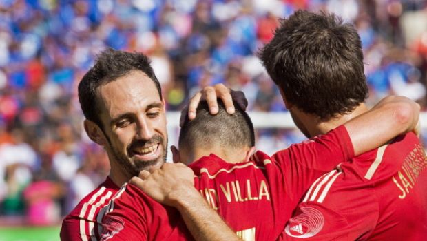 Spagna-El Salvador 2-0 (doppietta di Villa) e Belgio-Tunisia 1-0 (Mertens) | Video Gol